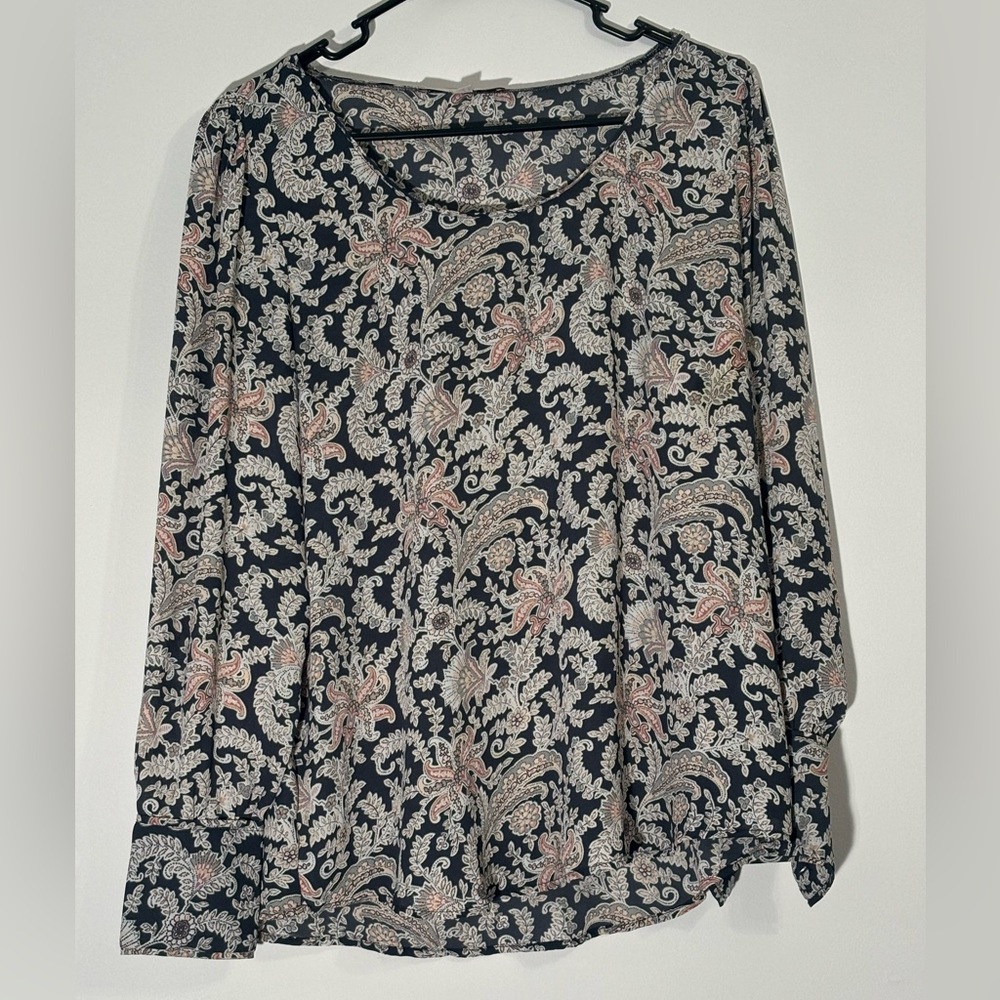 Ann Taylor Loft Women’s Floral Paisley Blouse Top Medium Pink Grey Lightweight
